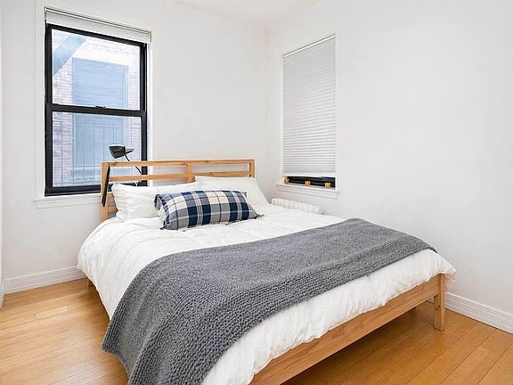 3rd image of 191 Orchard St APT 5b
