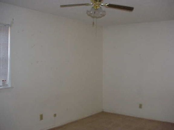 4th image of 1510 Avenue A
