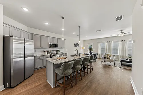 Pine Valley Commons Photo 1