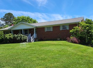7906 Shoffner Ln, Knoxville, TN 37938