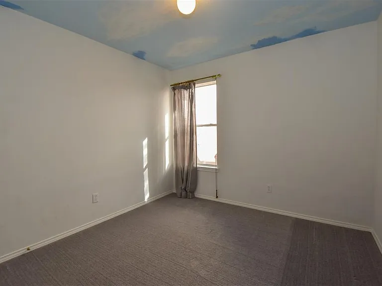 16122 Speyburn Ct — Photo 11