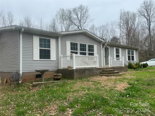 321 Hoyles Creek Rd, Dallas, NC 28034