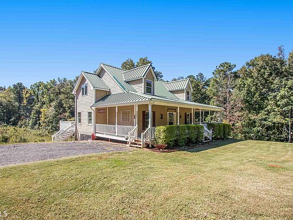 4th image of 610 Hardy Ln