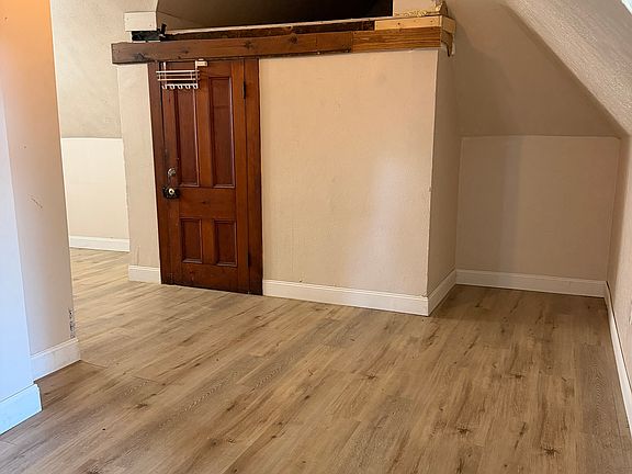 5th image of 117 Baltimore Ave #3