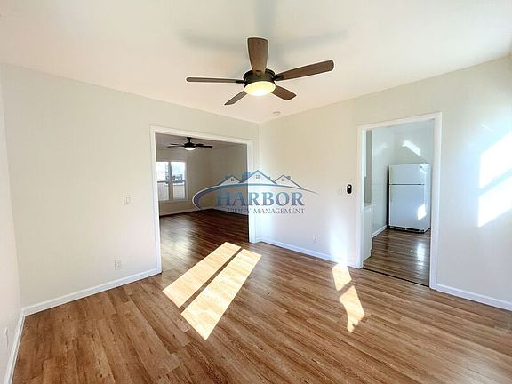 5th image of 1016 N Serrano Ave