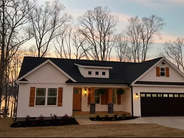 301 Valley Dale Dr, Anderson, SC 29625