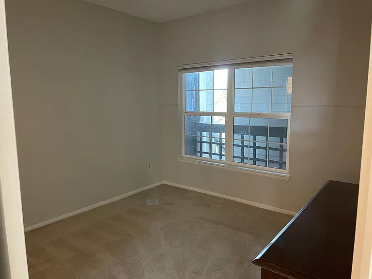 7437 Singing Hills Dr — Photo 20