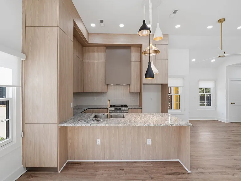 1840 Merriman Ave — Photo 33