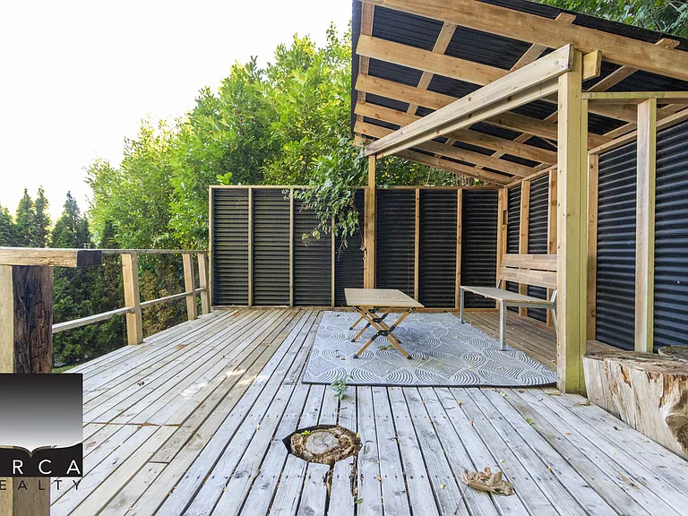 3295 Westmount Rd — Photo 34