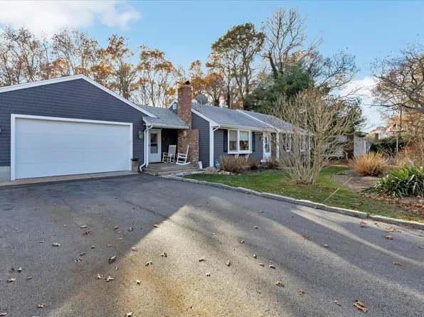 42 Howard Avenue, Bourne, MA 02532