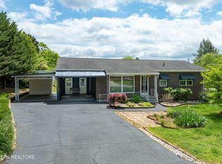 1426 Anderson Ave, Maryville, TN 37803