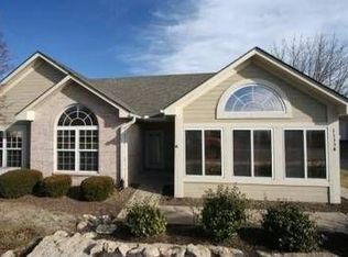 11334 S Pflumm Rd, Olathe, KS 66215