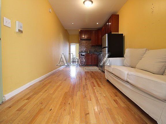 2nd image of 460 Lexington Ave APT 2A
