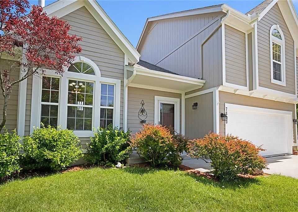 1st image of 7600 W 156th Pl