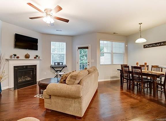 5th image of 7212 Moultrie Way