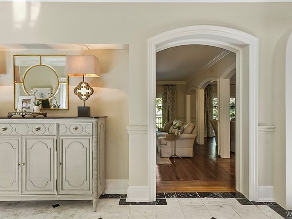 5th image of 1222 Indian Hills Cir