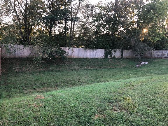 5th image of 3656 Woodbridge Ln