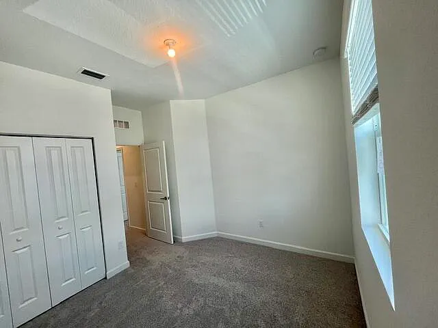 675 SE Lake Falls St — Photo 12