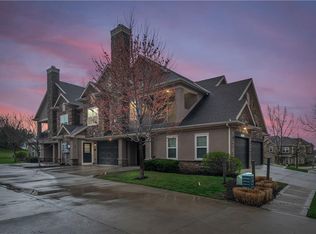16019 Fontana St UNIT 230, Stilwell, KS 66085