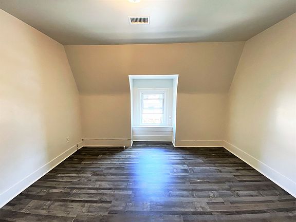 3rd image of 1023 Mellon St APT 3