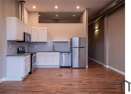 3800 Euclid Ave #105 — Photo 7