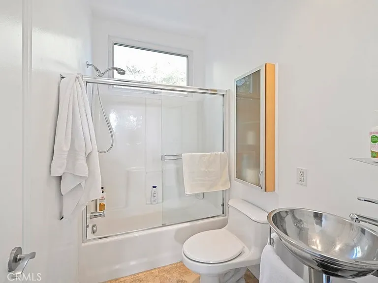 326 Loma Ter — Photo 20