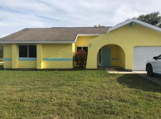 241 Club Ct, Sebastian, FL 32958