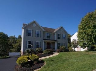 1257 Linden Vue Dr, Canonsburg, PA