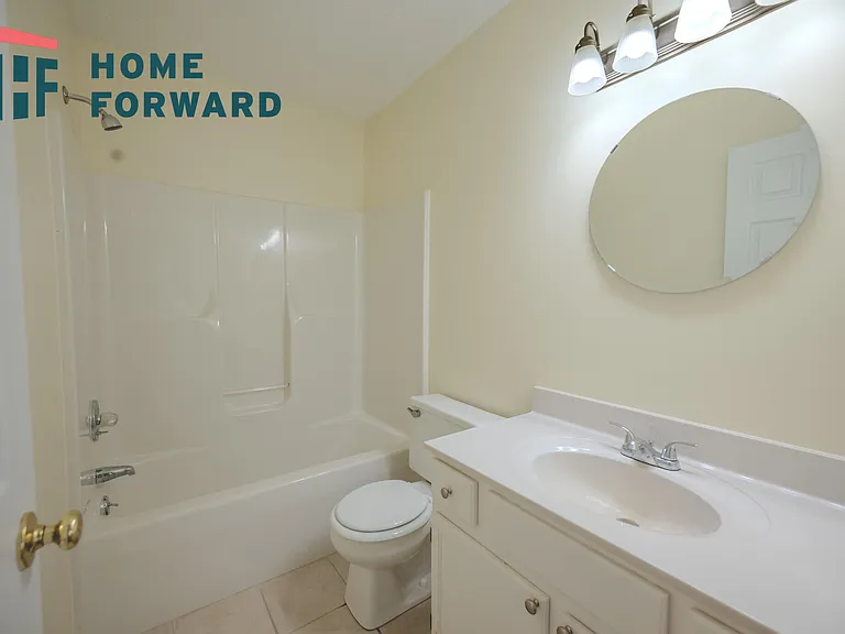 2504 Ashbrooke Dr — Photo 8