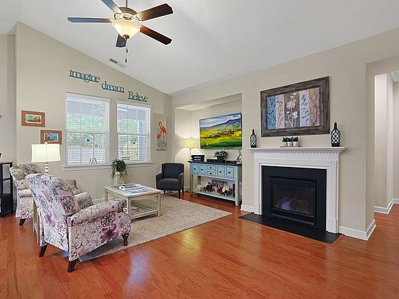 2nd image of 1493 Culbertson Ave.