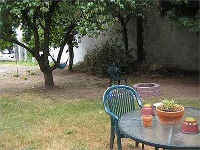 25 SE 26th Ave #1 — Photo 14