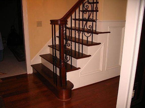 Foyer/staircase
