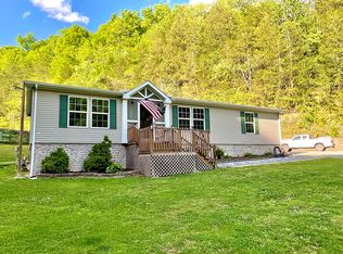 2179 Cowpen Rd, Pikeville, KY 41501
