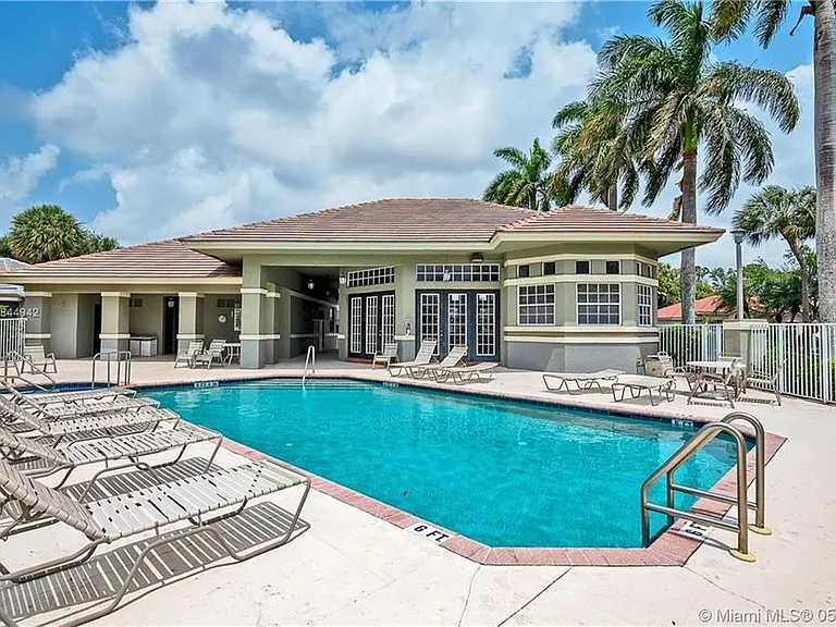 3529 Dunes Vista Dr — Photo 4