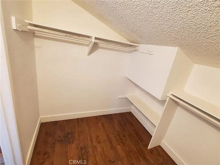 86 S Sierra Madre Blvd #6 — Photo 25