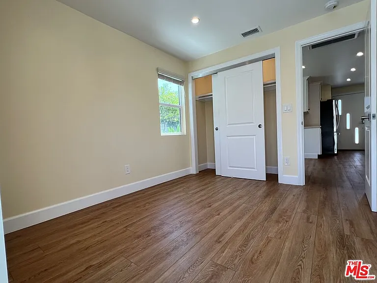 3753 W 60th St — Photo 14