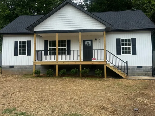 810 Spring Dr, Knoxville, TN 37920