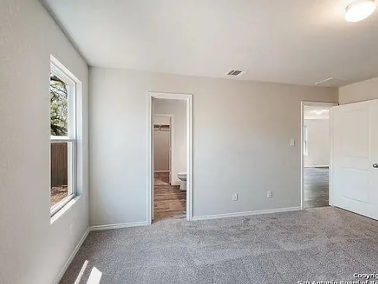 9206 Griffith Run — Photo 23