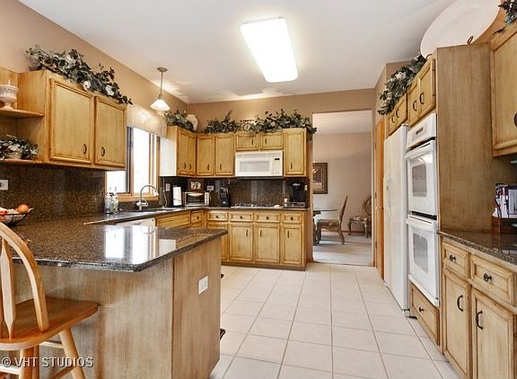 2nd image of 8654 Glenberry Ln