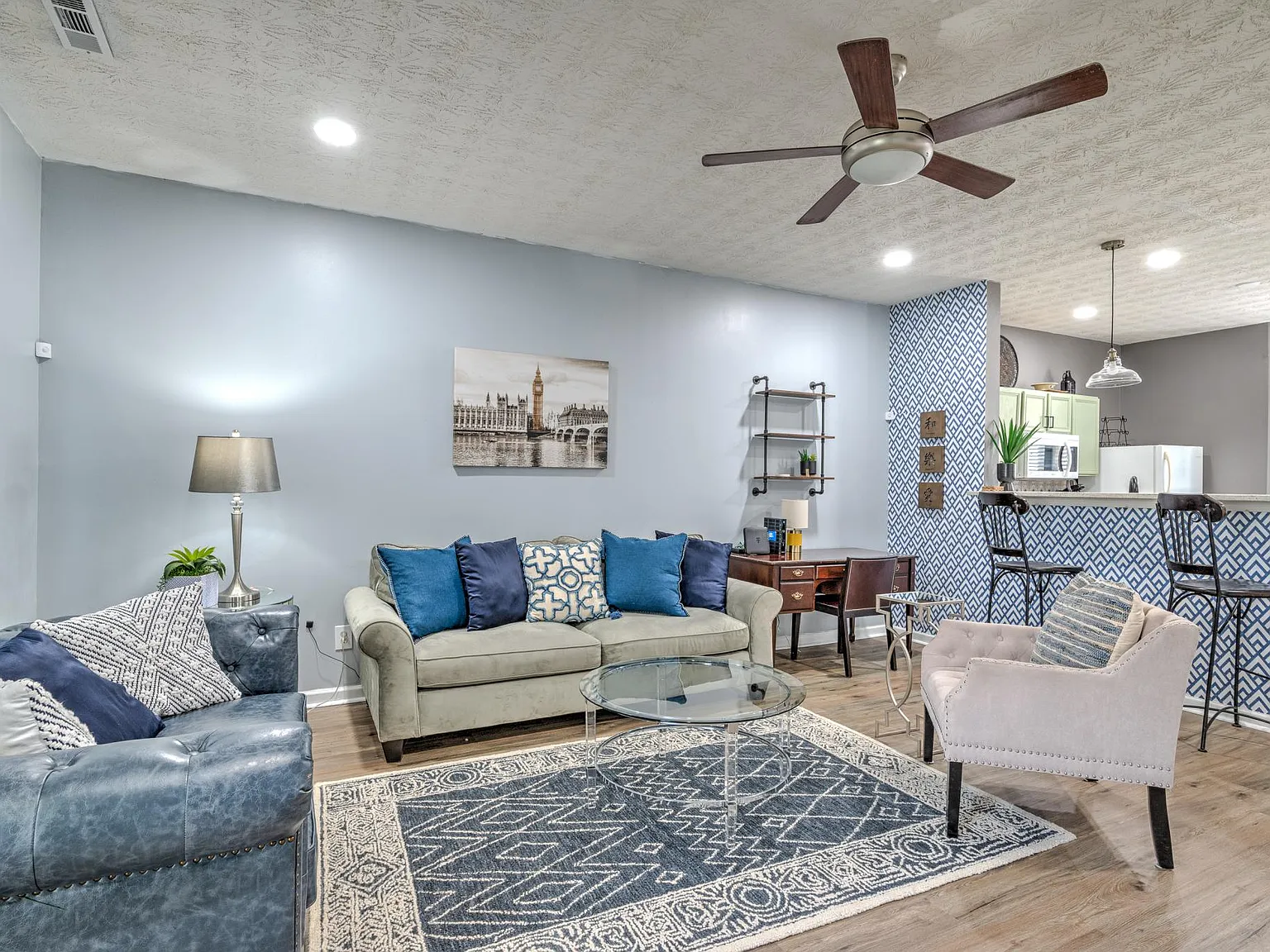 1699 Camden Forrest Trl — Photo 2