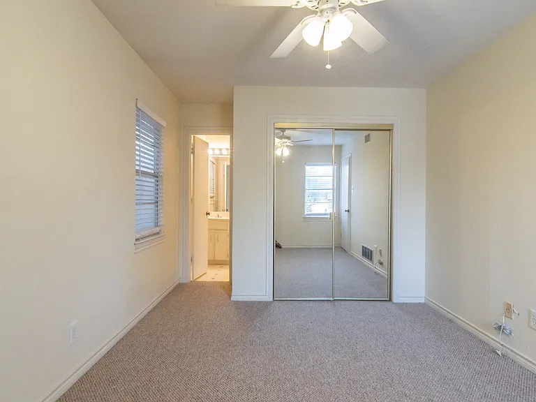 4311 Cole Ave #111 — Photo 16