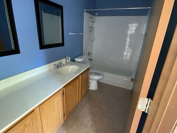 4th image of 2547 Eldorado Ln