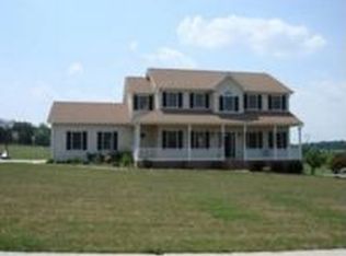 1155 Fox Run Ter, Hanover, PA 17331