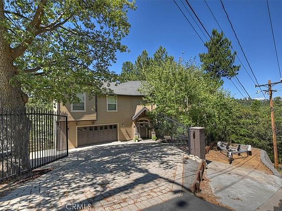 2nd image of 1036 Sandalwood Dr
