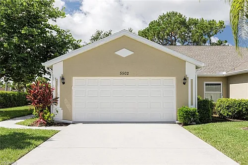5502 Greenwood Cir #1 Photo 1