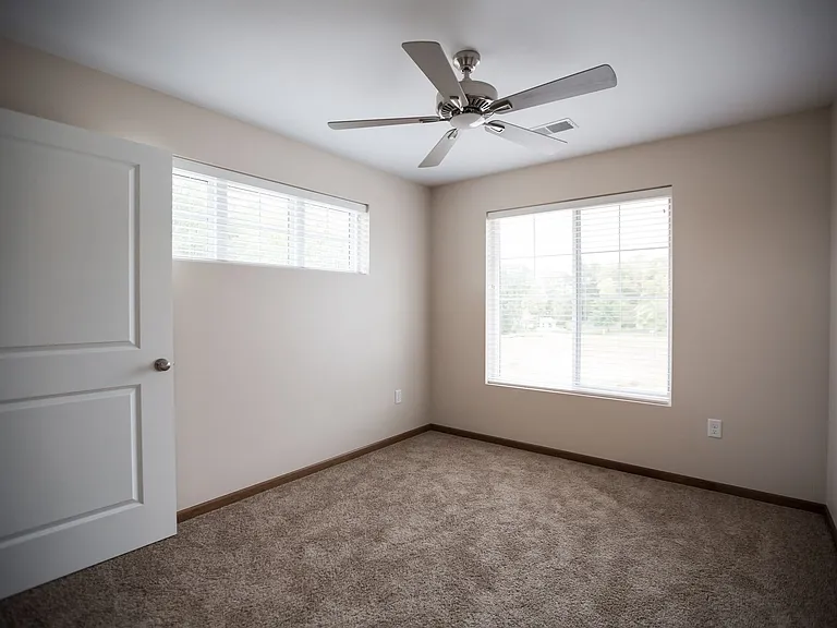 Hickory Hill Residences-Apartments — Photo 7
