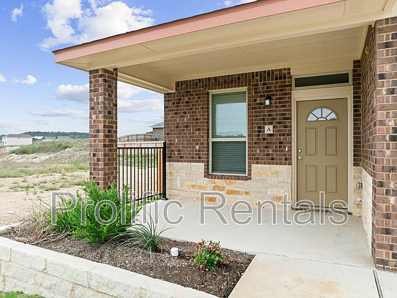4th image of 126 Leon Ln #A