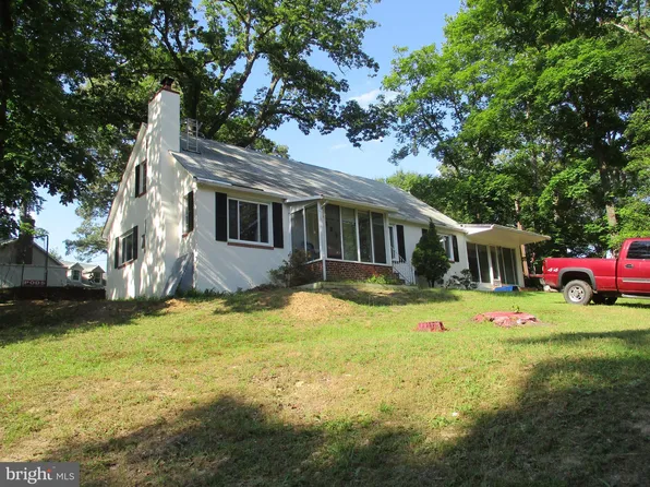 63 Riverside Dr, Severna Park, MD 21146