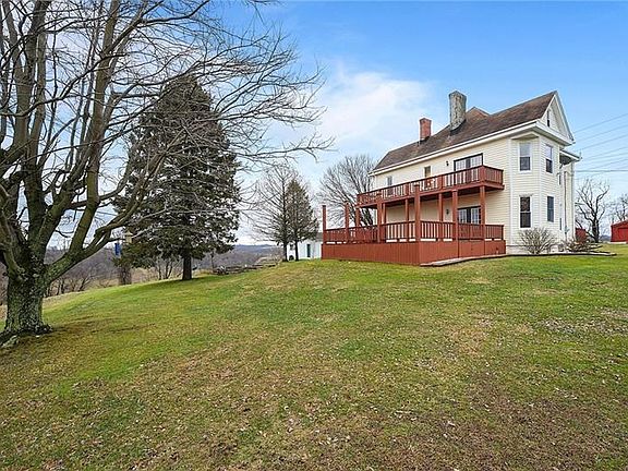 4th image of 18 Chapman Ln