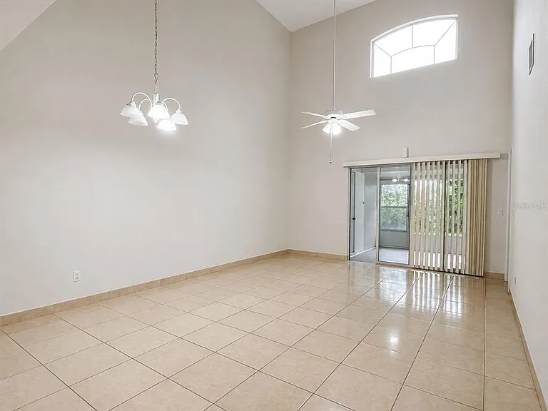 14426 Island Cove Dr — Photo 7